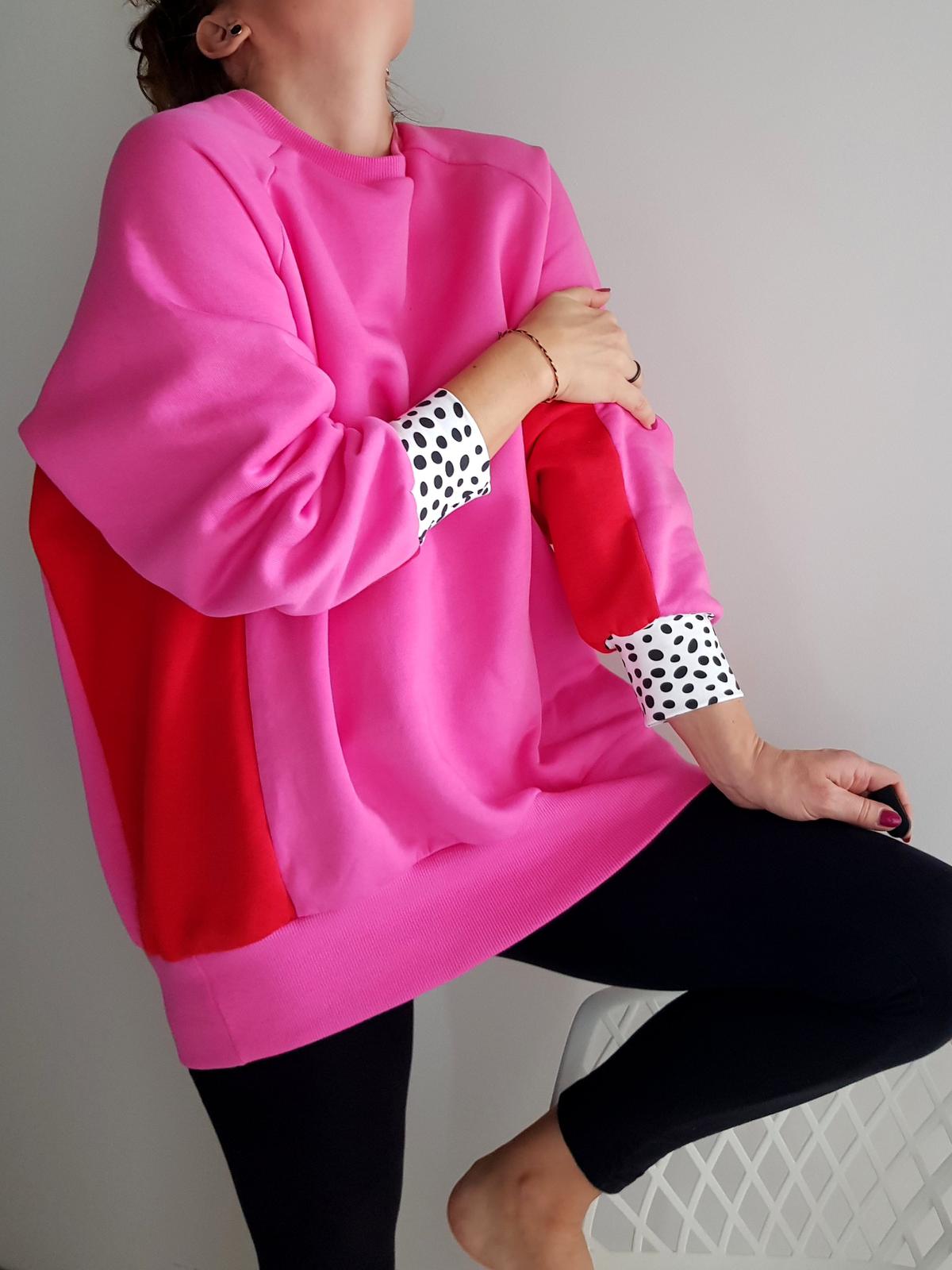 PSTROO — rozowa bluza oversize